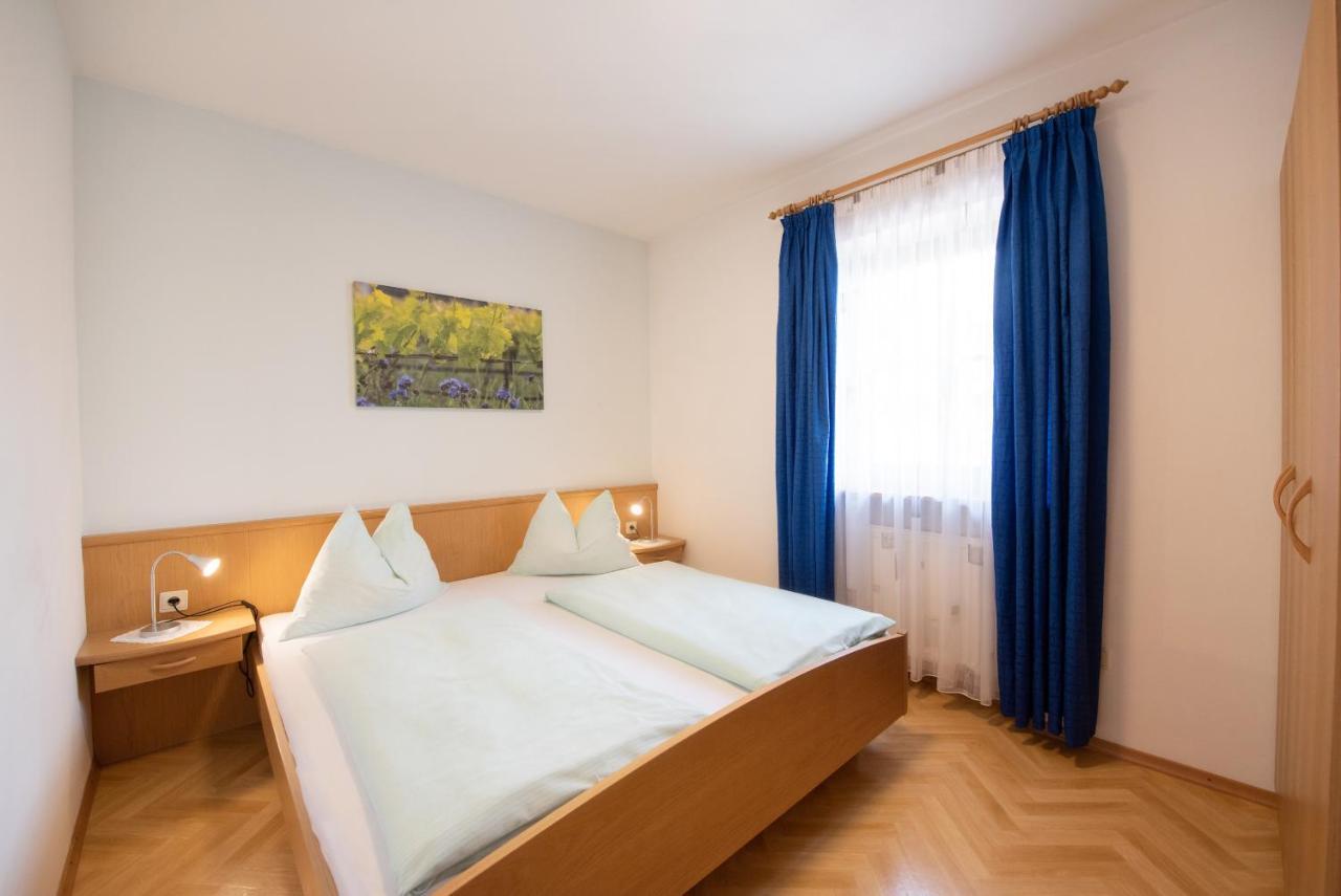 Apartments Herrnhofer Caldaro Luaran gambar